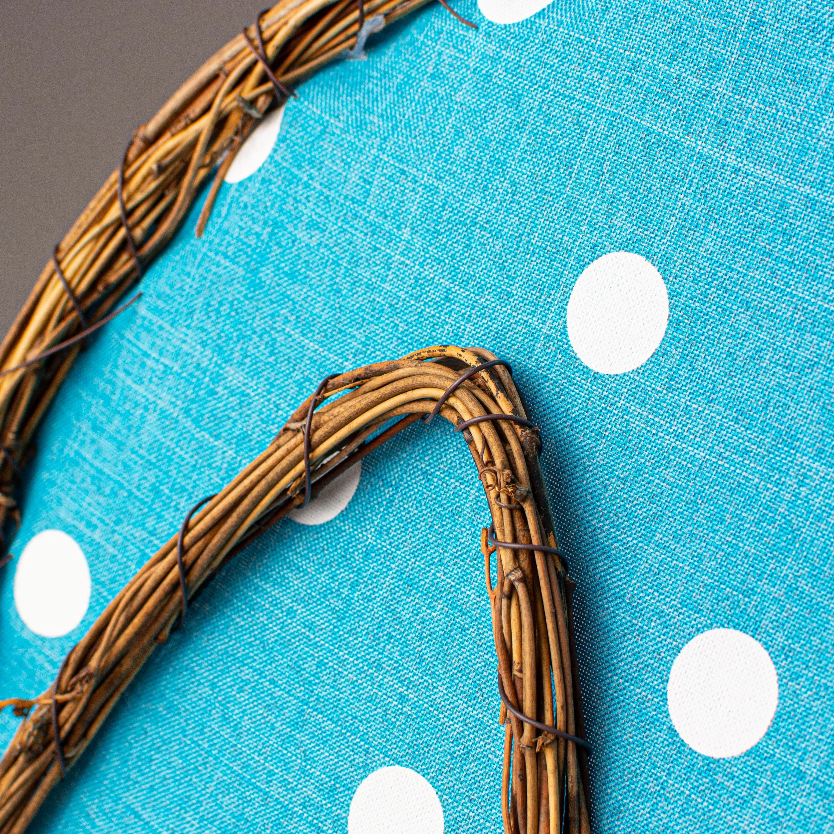 22" Grapevine Hanger: Turquoise Polka Dot Flip Flops