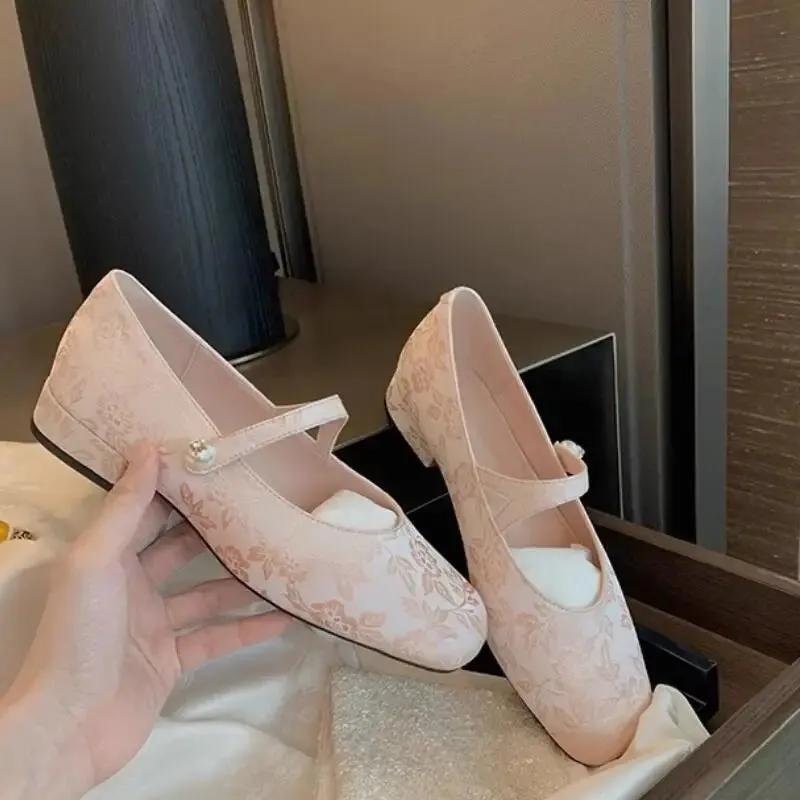 TAVIMART  -  Autumn Women Low Heel Mary Jane Shoes Loafers Fashion Jacquard Ladies Elegant Shoes Chinese Retro Dress Female Ballerinas